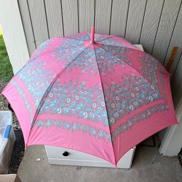 Vintage Pink Floral Umbrella – Retro 60s/70s Rain Parasol – Costume, Cottagecore - Picture 9 of 9